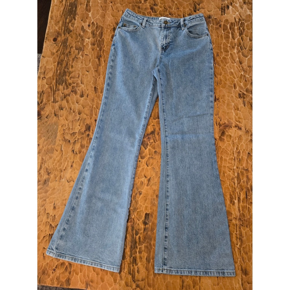 Princess Polly Light Wash High Waisted Flare Jeans Blue PP DNM Size 6